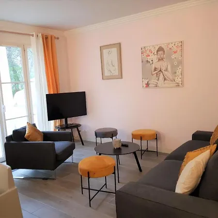 Maison Au Bord De L'Eau Holiday home Grimaud