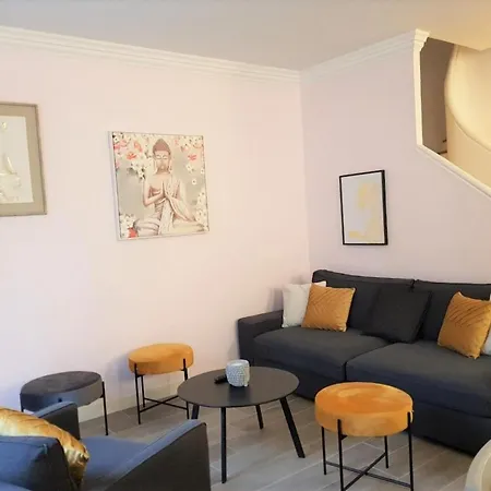 Holiday home Maison Au Bord De L'Eau